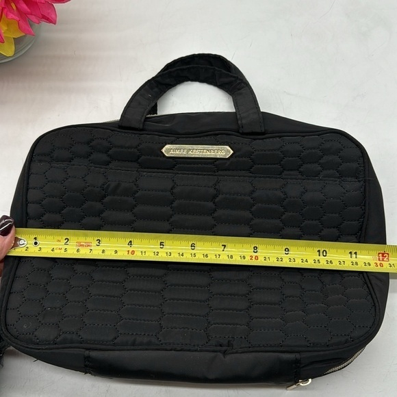 Aimee Kestenberg Black Quilted make up case MCB4878M - Picture 9 of 9